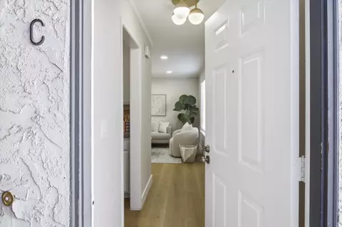 Entry Way - 577 E Taylor Ave C, Sunnyvale, CA 94085 photo 1 of 1