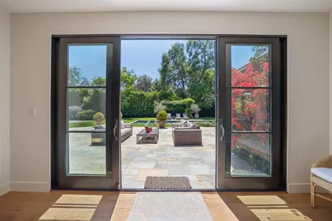 98 Fredrick Dr, Atherton, CA 94027 photo 2