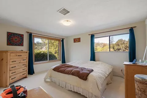 Bedroom - 4760 Soquel Creek Rd, Soquel, CA 95073 photo 1 of 1