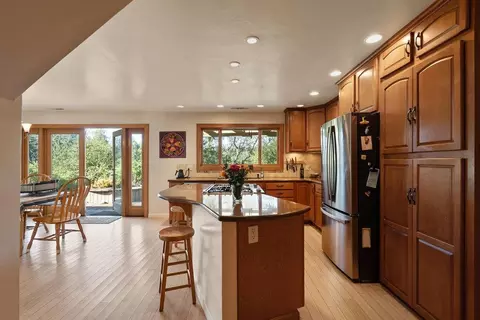 Kitchen - 4760 Soquel Creek Rd, Soquel, CA 95073 photo 4 of 4