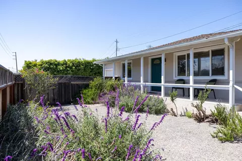 870 Portola Dr, Del Rey Oaks, CA 93940