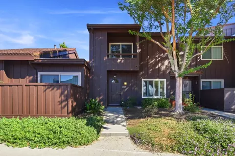 2369 Lava Dr, San Jose, CA 95133