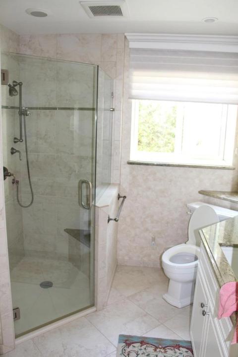 Bath - 1936 Wingfield Way, Carmichael, CA 95608 photo 3 of 9