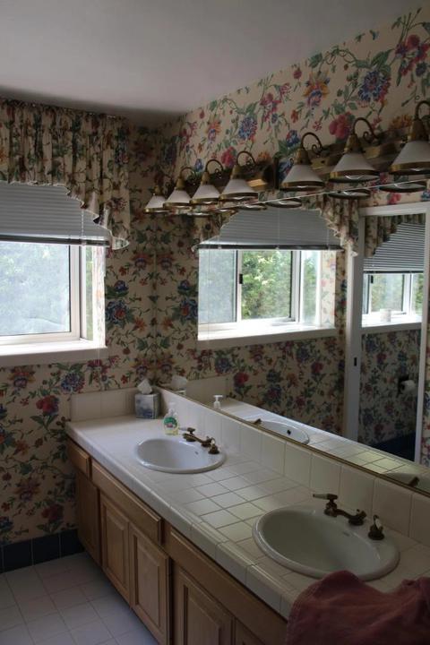 Bath - 1936 Wingfield Way, Carmichael, CA 95608 photo 5 of 9