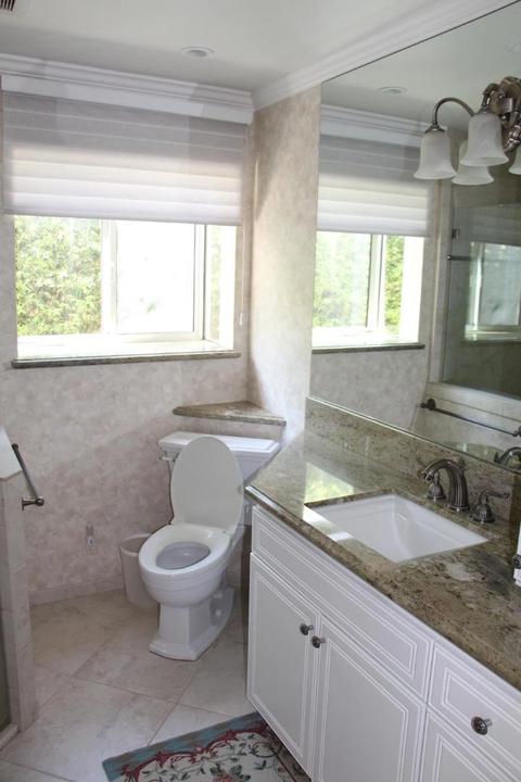 Bath - 1936 Wingfield Way, Carmichael, CA 95608 photo 4 of 9