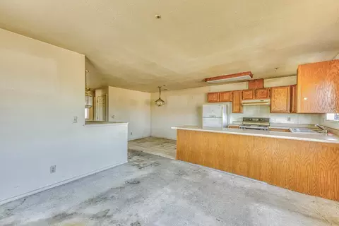 Living - Front St, Watsonville, CA 95076 photo 2 of 3