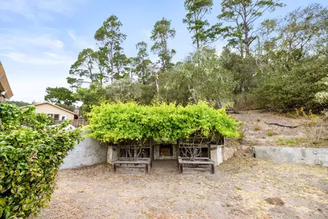 Exterior - 4355 Canada Ct, Carmel, CA 93923 photo 4 of 15