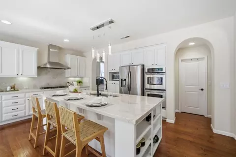 Kitchen - 7111 Eagle Ridge Dr, Gilroy, CA 95020 photo 3 of 7