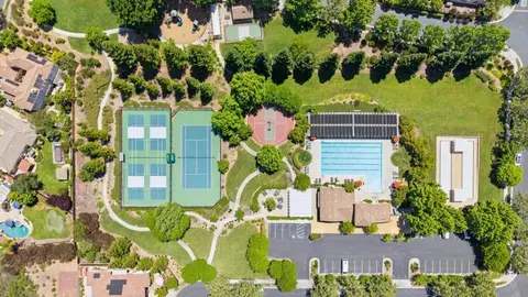 View/Area - 7111 Eagle Ridge Dr, Gilroy, CA 95020 photo 3 of 7