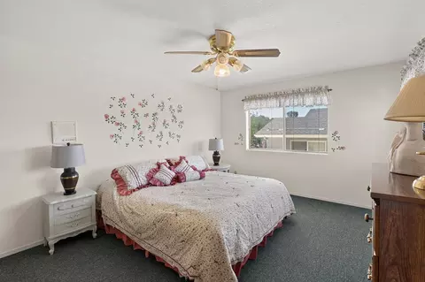 Bedroom - 2537 Shoreline Rd, Bradley, CA 93426 photo 5 of 12