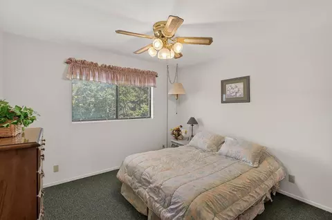 Bedroom - 2537 Shoreline Rd, Bradley, CA 93426 photo 11 of 12