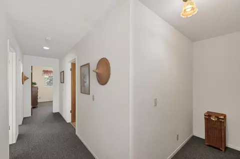 Entry Way - 2537 Shoreline Rd, Bradley, CA 93426 photo 3 of 3