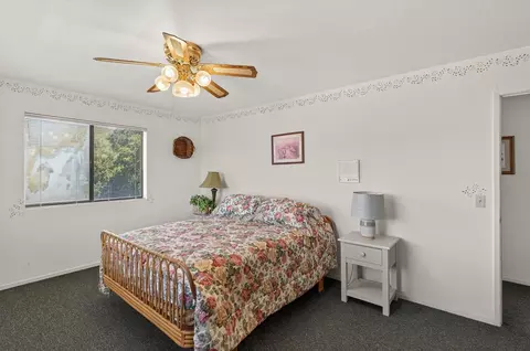Bedroom - 2537 Shoreline Rd, Bradley, CA 93426 photo 9 of 12