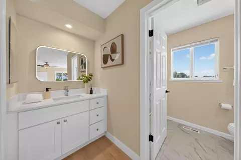 Bath - 10980 New Ave, Gilroy, CA 95020 photo 1 of 6