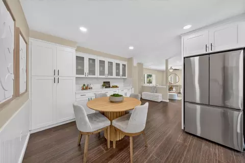 Dining - 10980 New Ave, Gilroy, CA 95020 photo 4 of 4