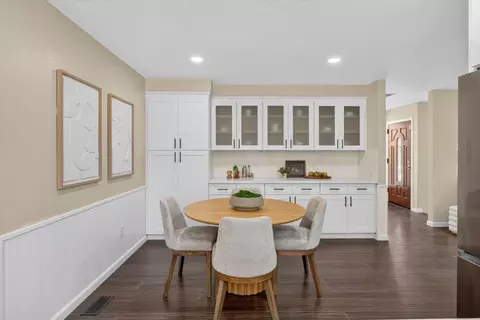 Dining - 10980 New Ave, Gilroy, CA 95020 photo 3 of 4