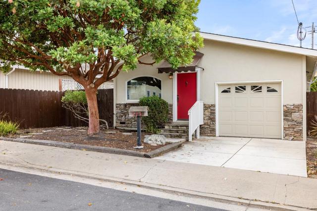 514 7th St, Pacific Grove, CA 93950