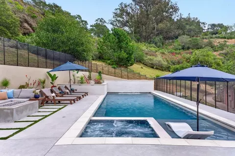 Exterior - 310 Hidden Valley Rdg, Soquel, CA 95073 photo 4 of 25