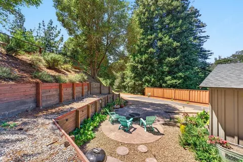 Exterior - 5177 Freedom Blvd, Aptos, CA 95003 photo 5 of 11