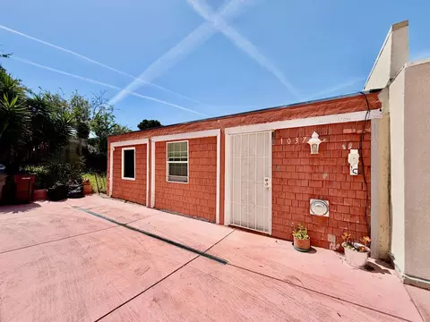 1035-1037 Warfield Ave, Oakland, CA 94610