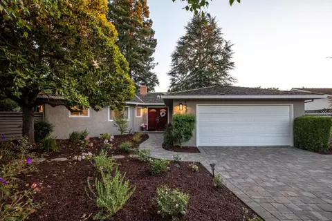 1520 Awalt Ct, Los Altos, CA 94024