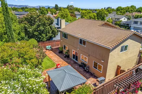 View/Area - 1439 Eagles Nest Ln, Gilroy, CA 95020 photo 1 of 10