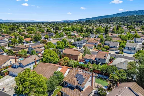 View/Area - 1439 Eagles Nest Ln, Gilroy, CA 95020 photo 7 of 10
