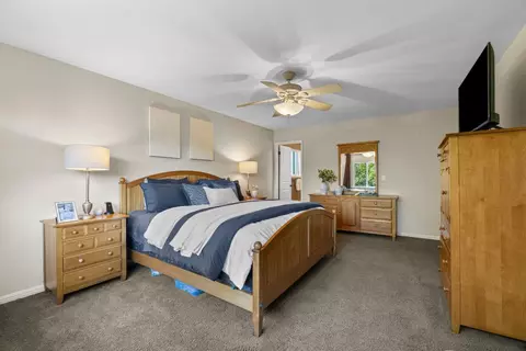 Bedroom - 1439 Eagles Nest Ln, Gilroy, CA 95020 photo 4 of 11
