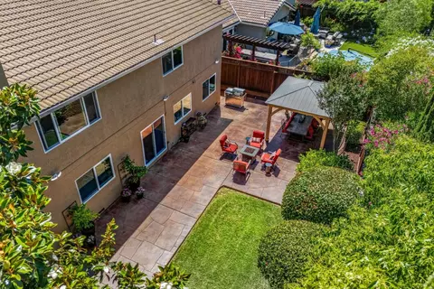 View/Area - 1439 Eagles Nest Ln, Gilroy, CA 95020 photo 2 of 10