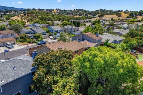 View/Area - 1439 Eagles Nest Ln, Gilroy, CA 95020 photo 3 of 10