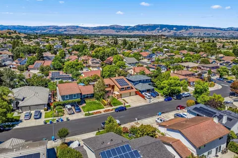View/Area - 1439 Eagles Nest Ln, Gilroy, CA 95020 photo 8 of 10