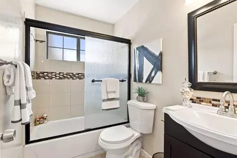 Bath - 295 Day Valley Rd, Aptos, CA 95003 photo 4 of 4
