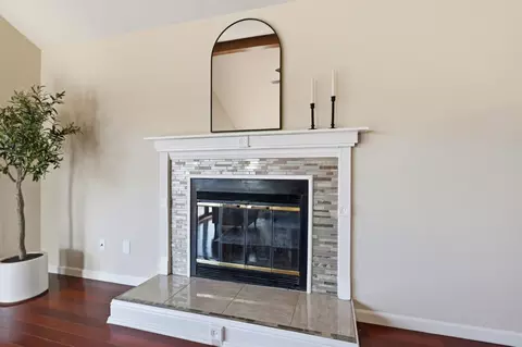 Living - 295 Day Valley Rd, Aptos, CA 95003 photo 5 of 5