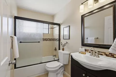Bath - 295 Day Valley Rd, Aptos, CA 95003 photo 2 of 2