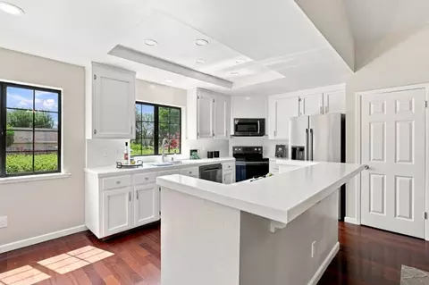 Kitchen - 295 Day Valley Rd, Aptos, CA 95003 photo 4 of 6