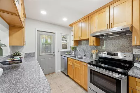 Kitchen - 6566 Clifford Dr, Cupertino, CA 95014 photo 1 of 8