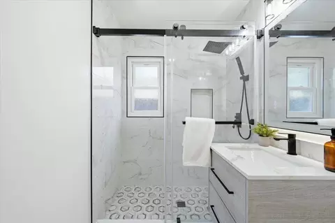 Bath - 6566 Clifford Dr, Cupertino, CA 95014 photo 4 of 4
