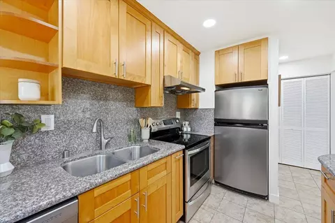 Kitchen - 6566 Clifford Dr, Cupertino, CA 95014 photo 4 of 8