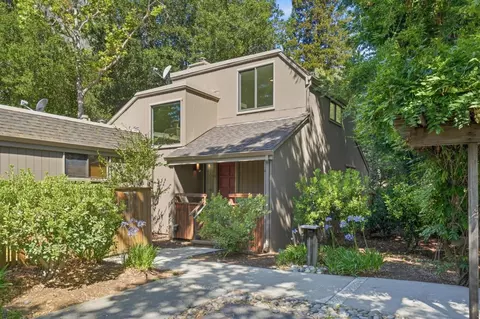 19 Farm Rd, Los Altos, CA 94024