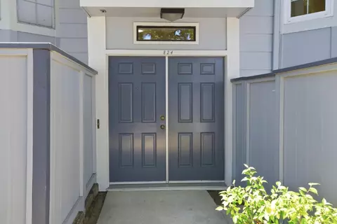 Entry Way - 824 Bay St, Mountain View, CA 94041 photo 1 of 3