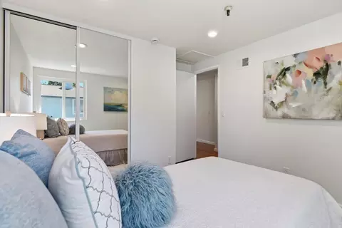 Bedroom - 824 Bay St, Mountain View, CA 94041 photo 4 of 4