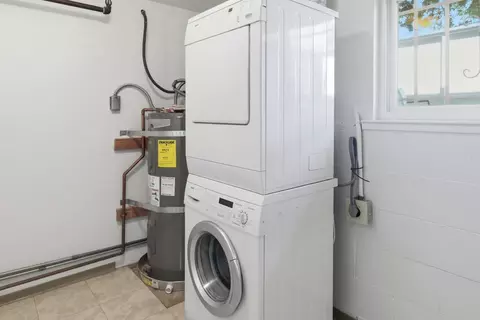 Other - 824 Bay St, Mountain View, CA 94041 photo 1 of 3