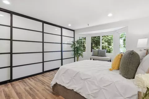 Bedroom - 824 Bay St, Mountain View, CA 94041 photo 1 of 4