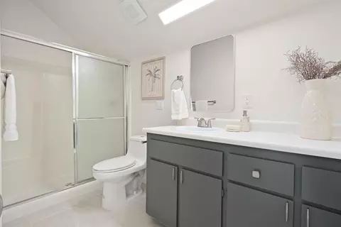 Bath - 10093 Senate Way, Cupertino, CA 95014 photo 2 of 5