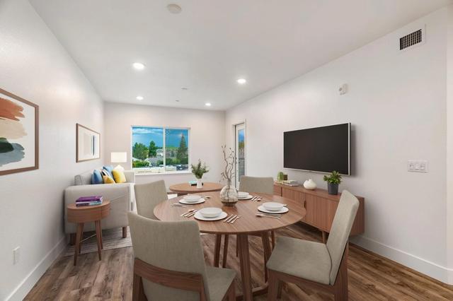 1853 Almaden Rd 207, San Jose, CA 95125