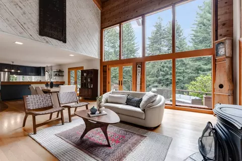 Living - 900 Larsen Rd, Aptos, CA 95003 photo 7 of 8