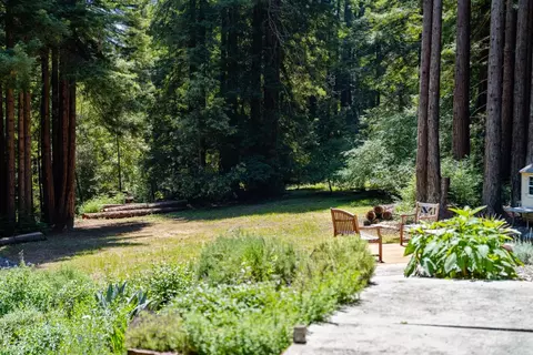 Exterior - 900 Larsen Rd, Aptos, CA 95003 photo 12 of 23