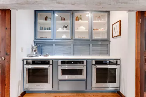 Kitchen - 900 Larsen Rd, Aptos, CA 95003 photo 9 of 9
