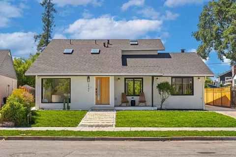 2442 Hampton Ave, Redwood City, CA 94061