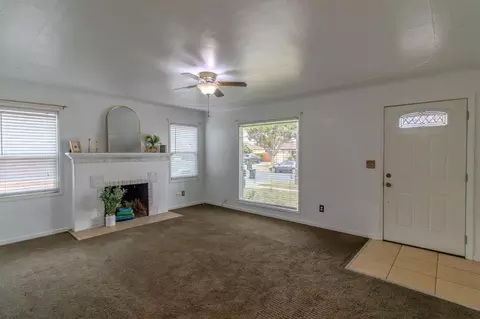Living - 111 Mayfair Dr, Salinas, CA 93905 photo 1 of 4